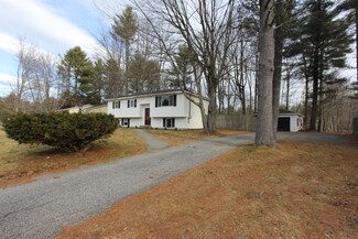 16 Andrea St, Lisbon, ME 04250