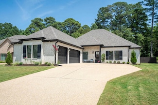 329 Arlington Park Dr, Hot Springs, AR 71901