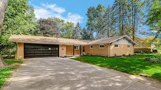 305 Shady Ln, Kouts, IN 46347