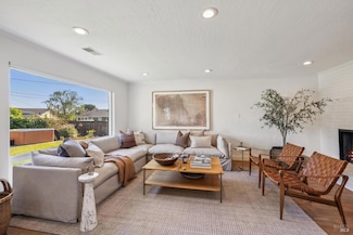16 Tradewind Passage, Corte Madera, CA 94925