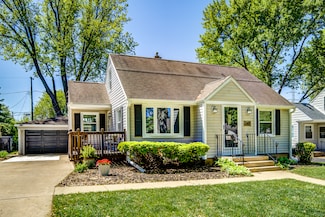 247 Weaver Dr, Cary, IL 60013