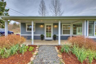 17202 Des Moines Memorial Dr S, Burien, WA 98148