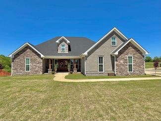 214 Chestnut Oak Dr, Florence, AL 35633