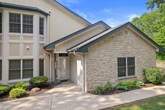 10292 W Deerwood Ln Unit 39, Franklin, WI 53132