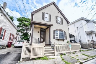 66 Pleasant St, Lowell, MA 01852