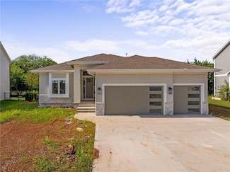 25041 W 142nd St, Olathe, KS 66061