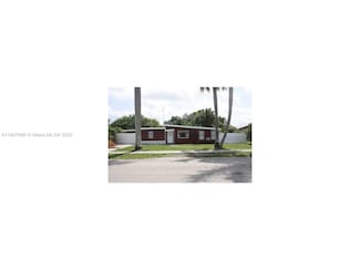102 Miami Gardens Rd, West Park, FL 33023