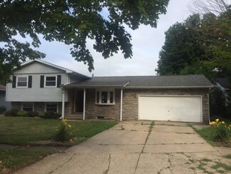 1052 Albin Dr, La Porte, IN 46350
