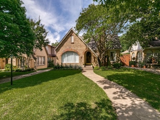 819 Clermont Ave, Dallas, TX 75223