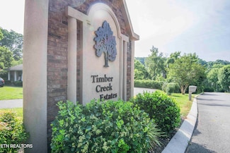 467 Timbercreek Dr, Maryville, TN 37803