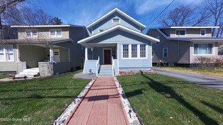 2083 Plum St, Schenectady, NY 12309