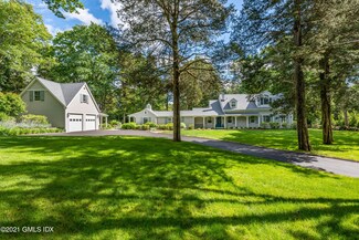 22 Cottontail Rd, Cos Cob, CT 06807