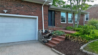 524 Cromwell Way, Lexington, KY 40503