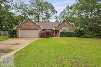 83 Pinewood Ln, Walthourville, GA 31333