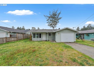 1030 Augustine Ave, Coos Bay, OR 97420