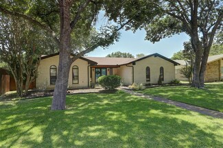 2206 Shannon Ln, Richardson, TX 75082