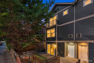 5235 11th Ave NE Unit A, Seattle, WA 98105