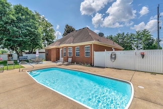 919 Compton Rd, Murfreesboro, TN 37130