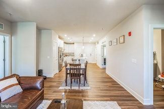 104 Saint Ives Place Unit 205, Oxon Hill, MD 20745