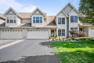703 Manor Dr, Oakdale, PA 15071