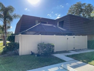 6902 69th Way, West Palm Beach, FL 33407