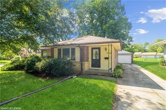 4216 38th St, Des Moines, IA 50310