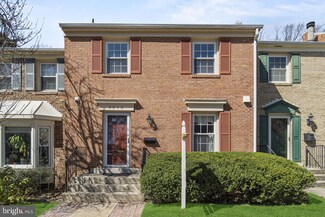 8046 Sleepy View Ln, Springfield, VA 22153