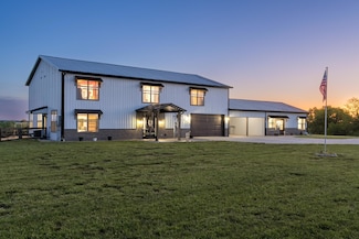 6300 Stewartsville Rd, Williamstown, KY 41097