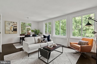 3033 New Mexico Ave NW Unit 305, Washington, DC 20016