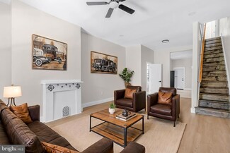 4288 Viola St, Philadelphia, PA 19104