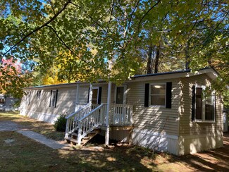 35 Wyman Rd, Deering, NH 03244