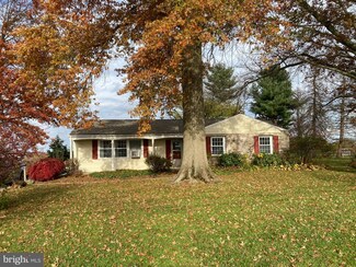 413 Ridge Rd, Spring City, PA 19475