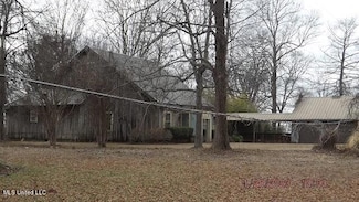 1006 W Magnolia Ave, Shelby, MS 38774