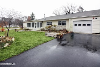 17 Dixie Ln Unit A, Jackson, NJ 08527