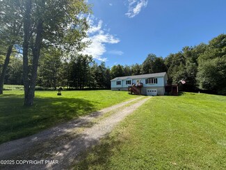105 Forks Bridge Rd, Newfoundland, PA 18445