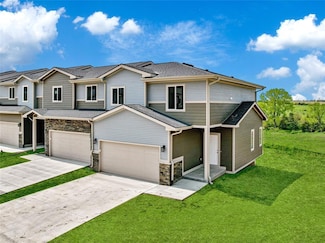 9125-9143 Calvin Dr, West Des Moines, IA 50266