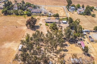 80 Mansfield Rd, Hollister, CA 95023