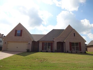 450 Tate Dr, Oakland, TN 38060