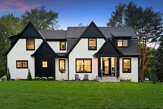 55xx Mcguire Rd, Edina, MN 55439