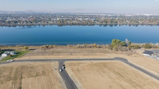 12831 Rock Creek Dr Unit 14, Pasco, WA 99301