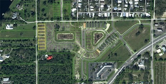 570 Live Oak Ln, Labelle, FL 33935