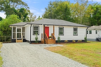 1008 E Brookline St, Winston Salem, NC 27107