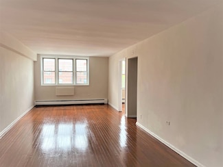 34-20 Parsons Blvd Unit 5, Flushing, NY 11354