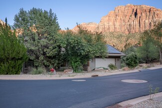 210 Red Hawk Dr, Hurricane, UT 84737