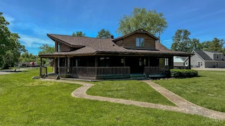423 S East St, Bethel, OH 45106