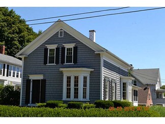 276 Providence St, Woonsocket, RI 02895