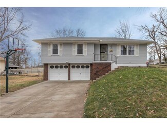 16019 E 25th St S, Independence, MO 64055
