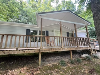 609 Riverside Rd, Tazewell, TN 37879