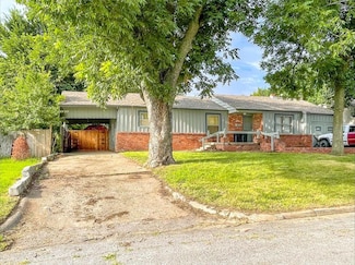 6112 NW 49th St, Oklahoma City, OK 73122