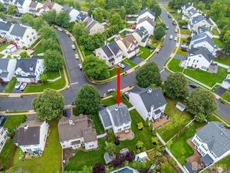 15 Providence Blvd, Kendall Park, NJ 08824